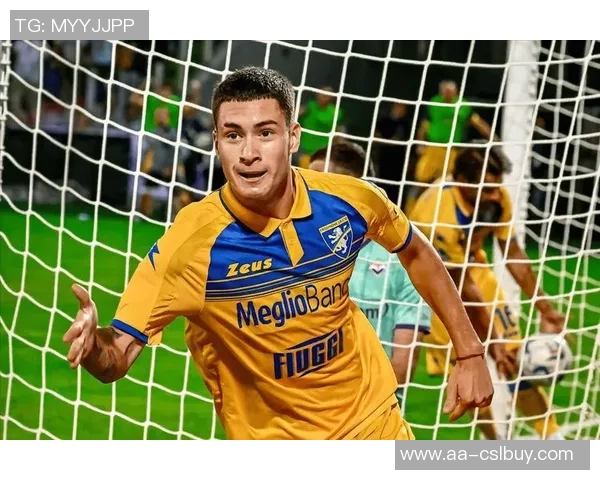 意甲新赛季启用橙色官方用球提升比赛中足球可见性