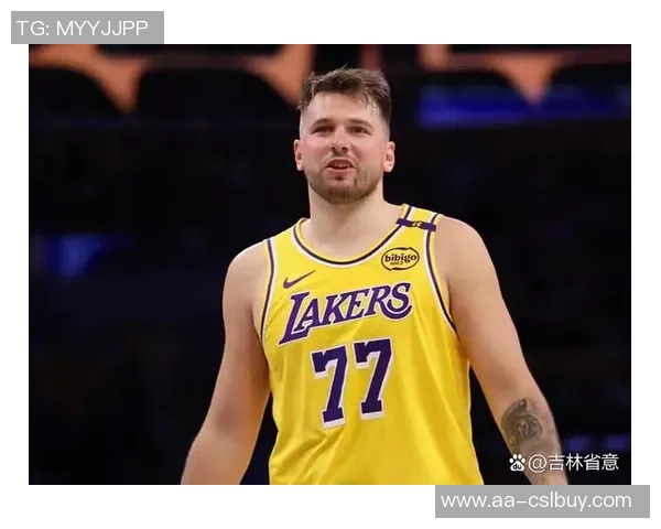 东契奇首节表现轻松自如7投4中斩获13分2板3助1断1帽展现全能实力